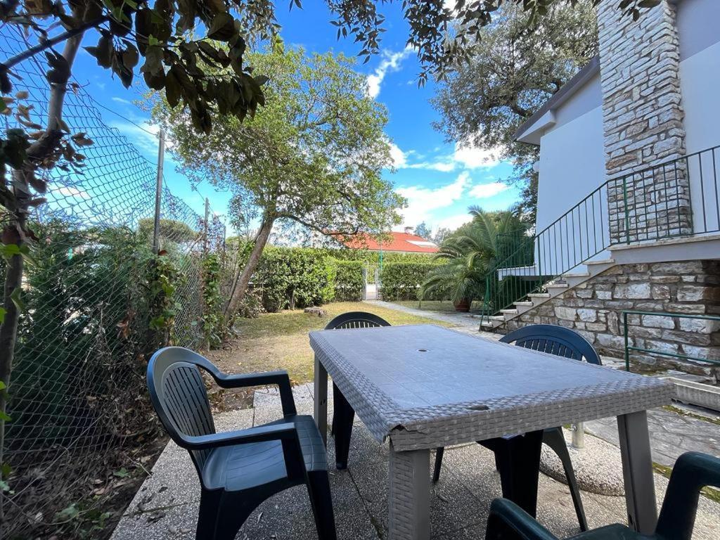 Pineta Apartament Tirrenia Exteriér fotografie