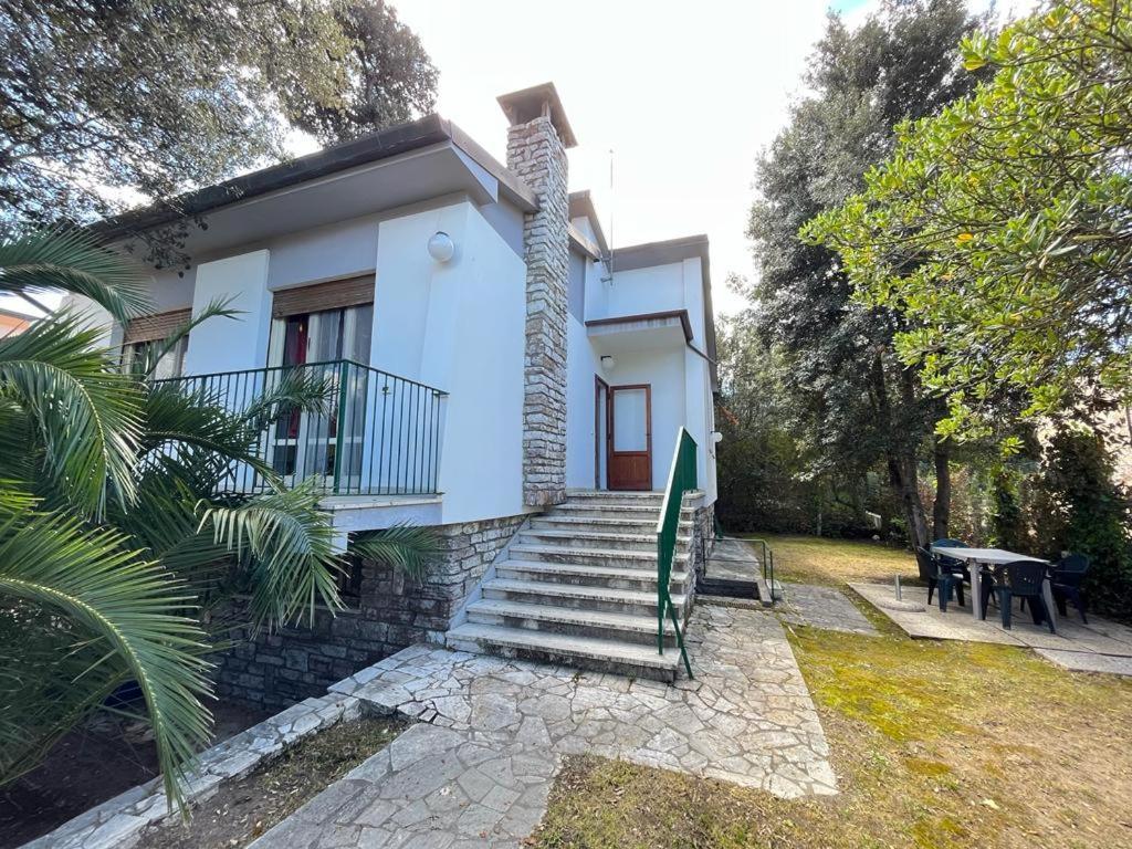 Pineta Apartament Tirrenia Exteriér fotografie