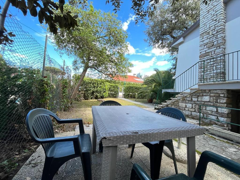 Pineta Apartament Tirrenia Exteriér fotografie