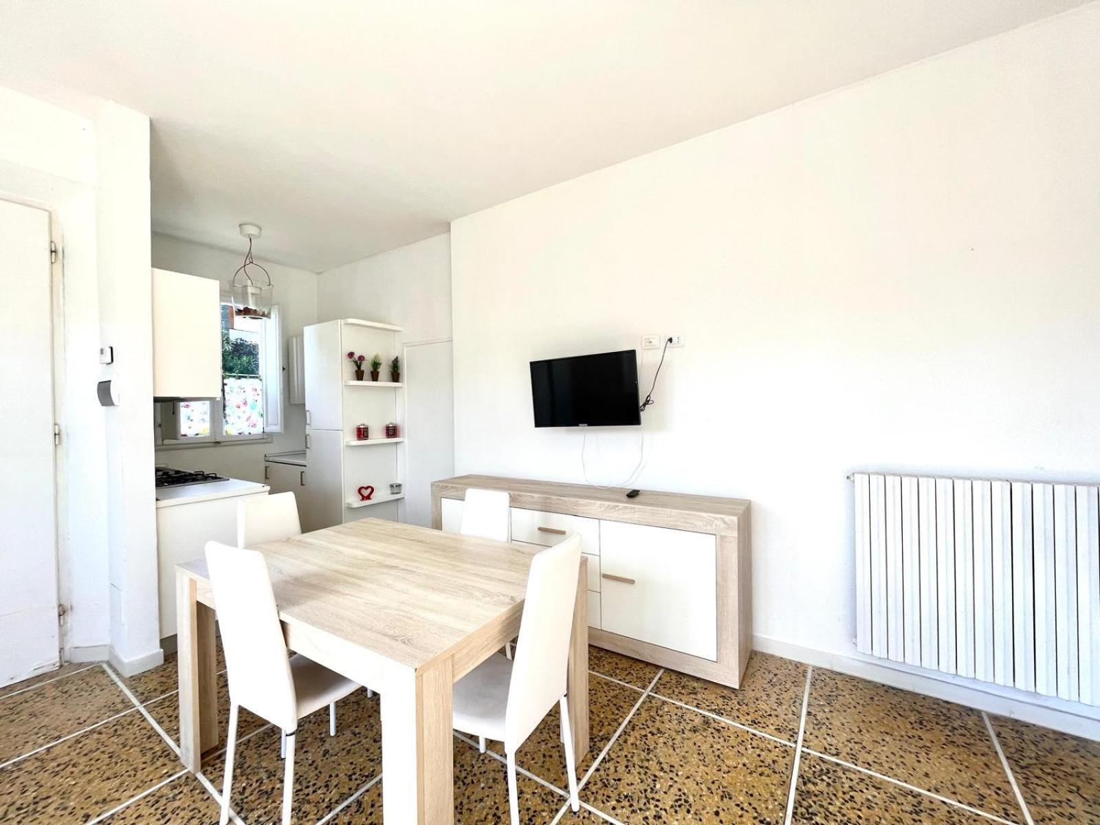 Pineta Apartament Tirrenia Exteriér fotografie