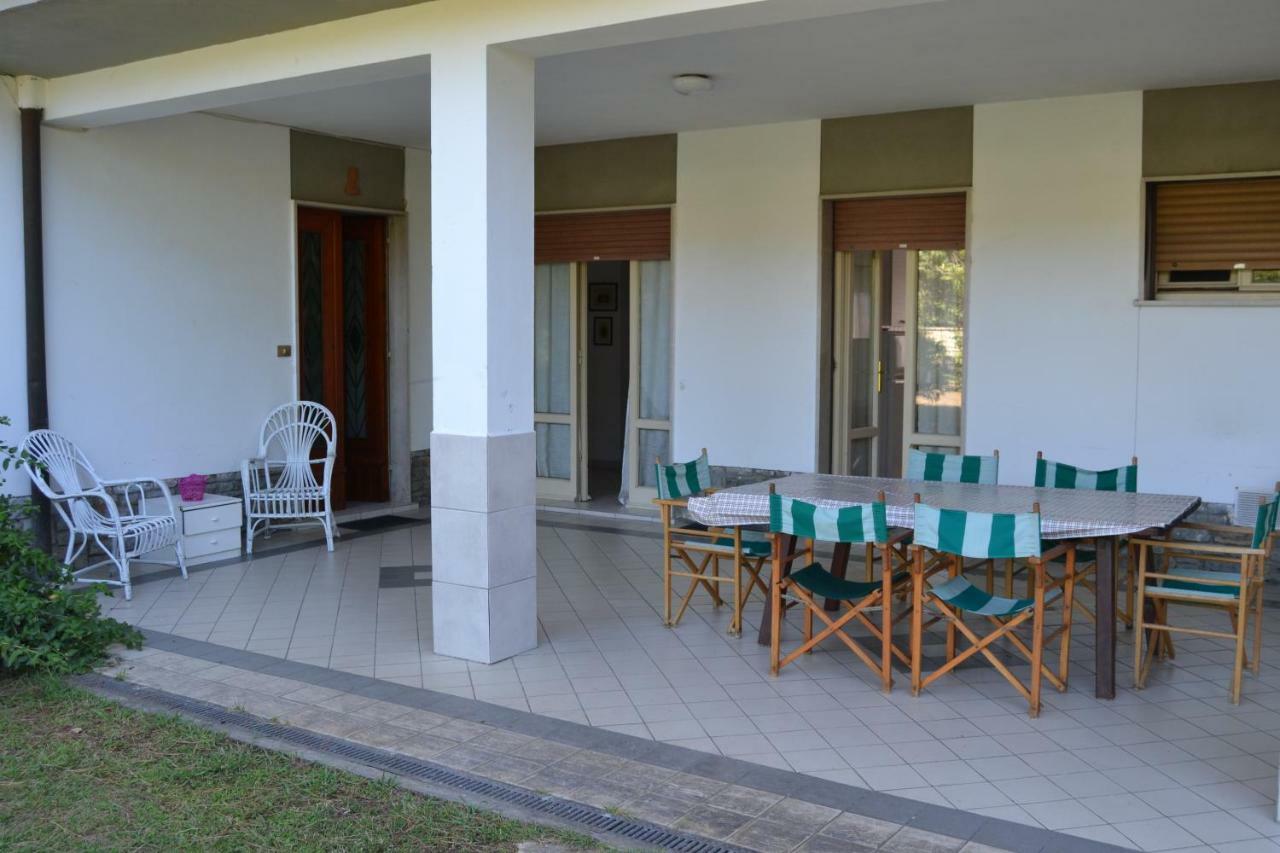 Pineta Apartament Tirrenia Exteriér fotografie